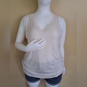 Banana Republic V-Neck Tank with Embroidered Sunburst Trim